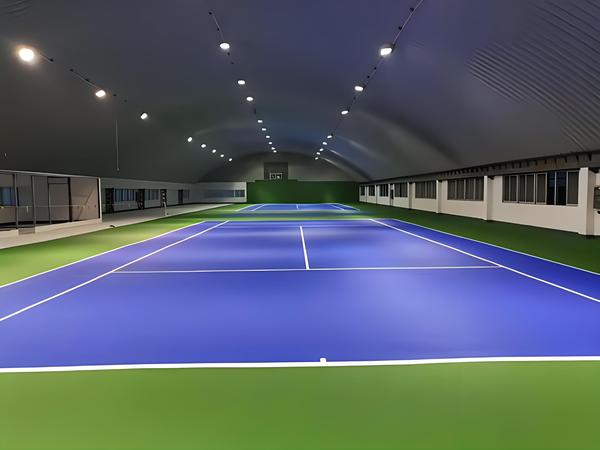 羽毛球场